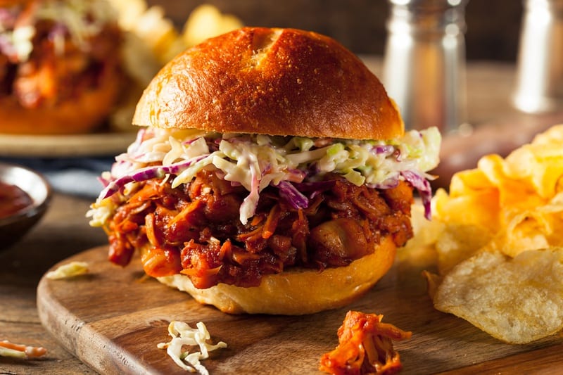 Vegan pulled jackfruit burger with 'slaw