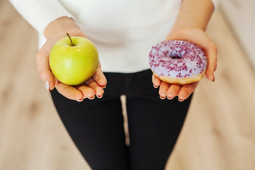 Apple vs donut